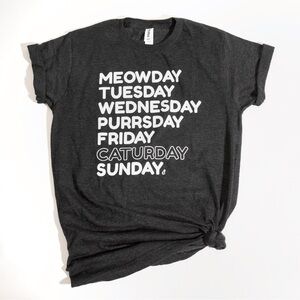 CatLady Small Gray “Is It Caturday, Yet?” Days of Week Graphic TShirt NEVER WORN
